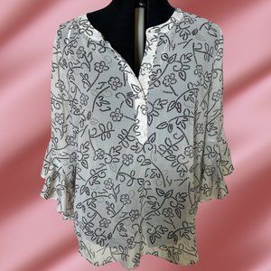 Vince Camuto White with black rose print blouse